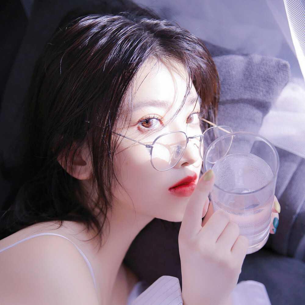 小白花与总裁决裂后,他后悔疯了周从谨沈宜全文最新章节