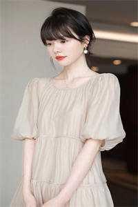 畅销小说原神:直播华夏史,开局千古一帝