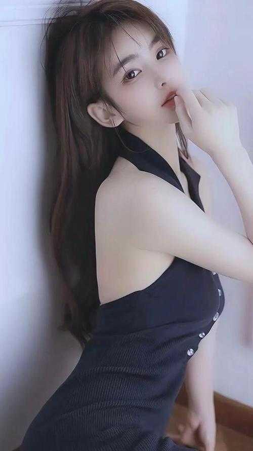 穿越后,她带着空间去逃荒全集小说