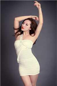 那一夜烟火,绽放心头短篇小说